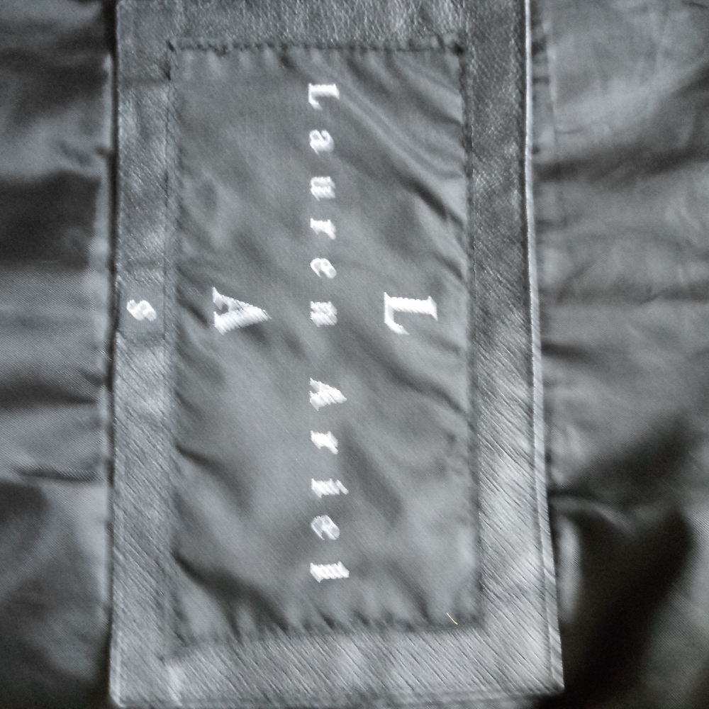 Leather jacket - Picture 4 of 5